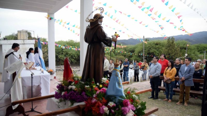 Festejaron a San Francisco de Asís en Pomancillo Este