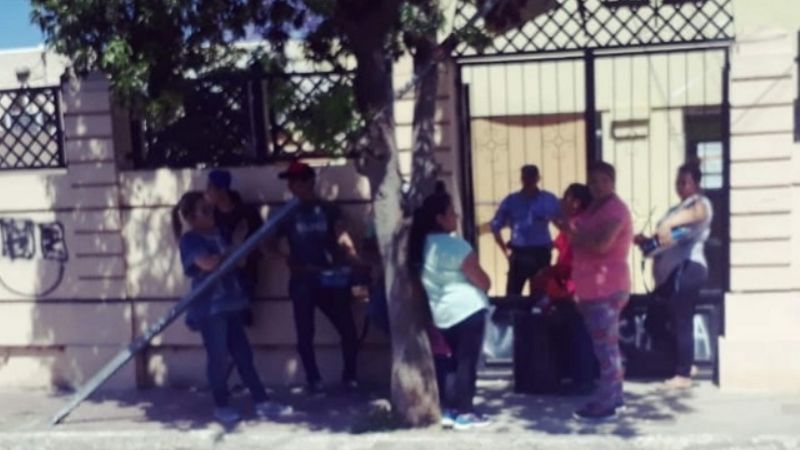 Madre desesperada reclama por la tenencia de su hijo