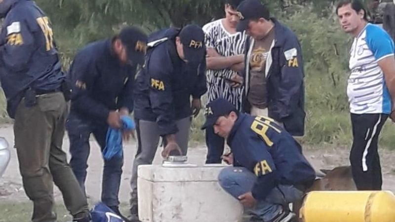 Incautan 15 kilos de marihuana escondida en un tubo de GNC