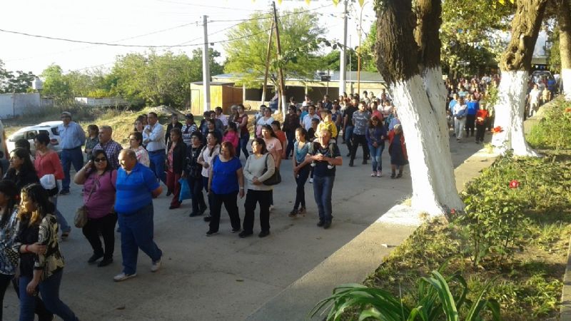 Rosario Colana celebró a la Virgen del Rosario