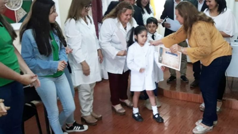 Reconocimiento a proyectos de Feria de Ciencias que pasaron a instancia nacional