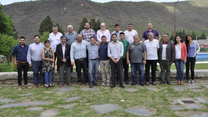 Reunión con referentes de la Secretaría de Modernización en El Rodeo