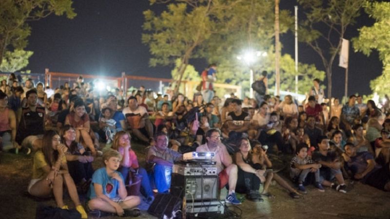 Lanzan la tercera temporada “Cine bajo las estrellas”