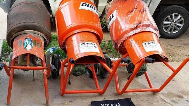 Dos detenidos por intentar vender por Facebook hormigoneras robadas