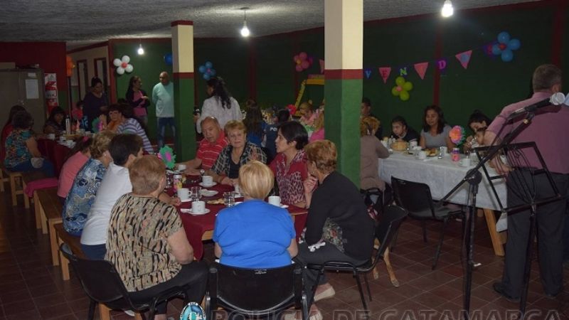 Proyecto "Sentémonos a Conversar"