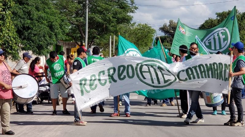 Municipales de Recreo cumplen 12 días de paro