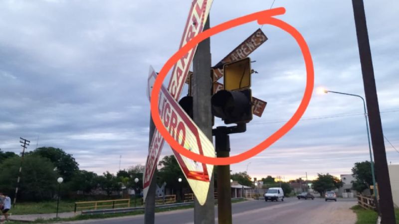 Ferrocarril: “Se pueden recuperar los semáforos” en el Paso a Nivel Norte