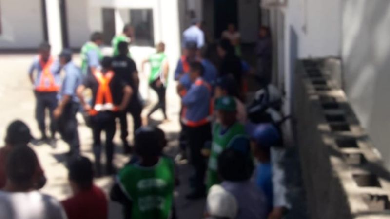 Ánimos caldeados: Municipales de Recreo endurecen el reclamo