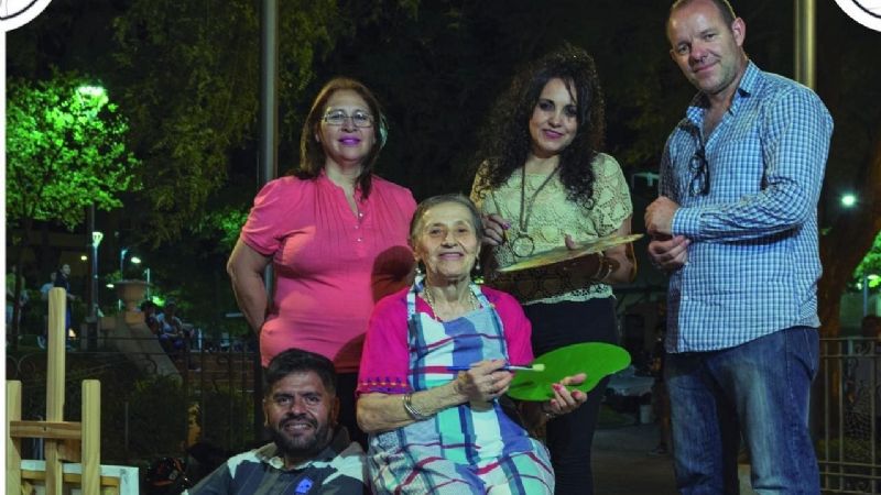 Inaugura la exposición plástica “Vivencias en colores IV”