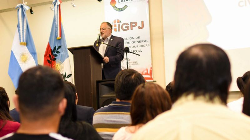 Personería Jurídica asesoró a asociaciones civiles