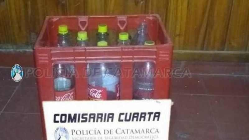Recuperan un cajón con envases de gaseosas