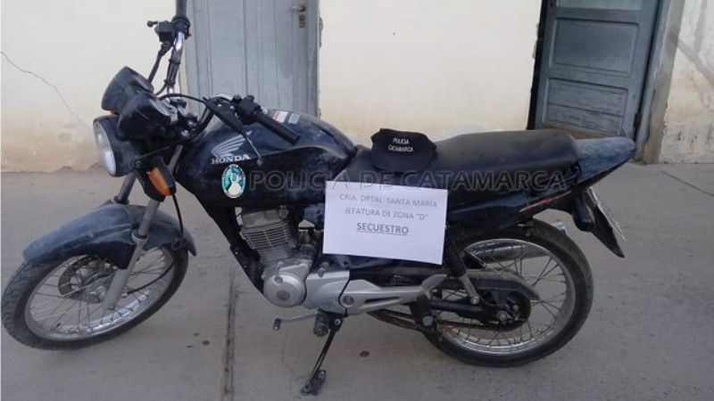 Recuperan una motocicleta sustraída en Santa María