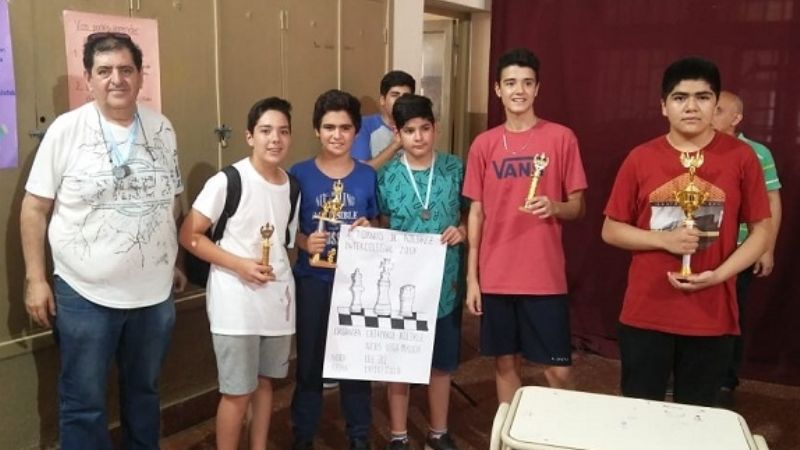 Con total éxito se vivió el II Encuentro Intercolegial de Ajedrez