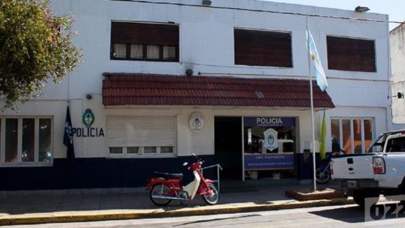 Le hacían burla en la escuela por "gorda" pero estaba embarazada de su papá