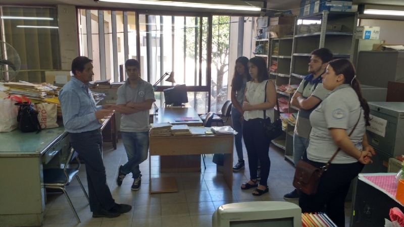 Estudiantes de Ingeniería en Agrimensura visitaron Catastro