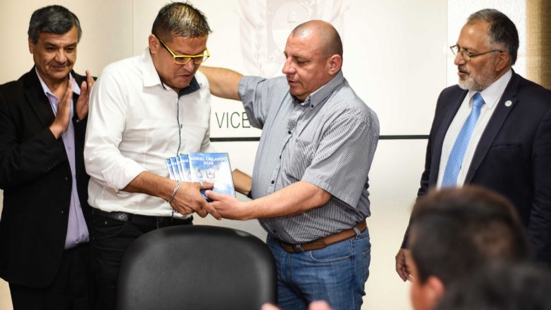 El Senado entregó masters discográficos