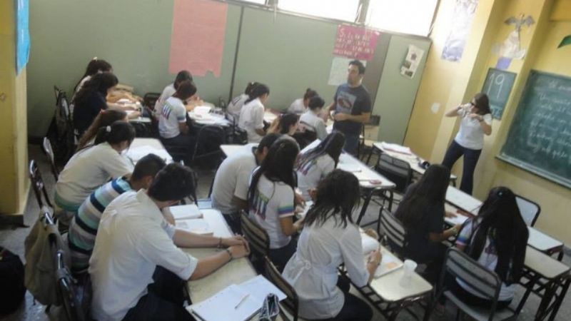 Preocupante: 4 de cada 10 jóvenes argentinos no terminan la escuela secundaria