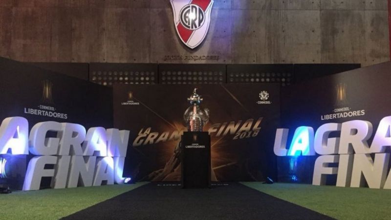 La Copa Libertadores ya está en el Monumental y espera por River y Boca