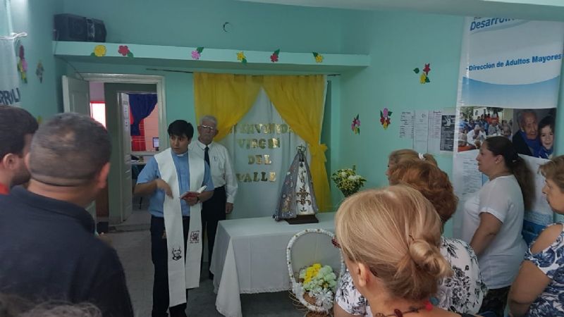 La Madre del Valle visitó el Hogar de Ancianos