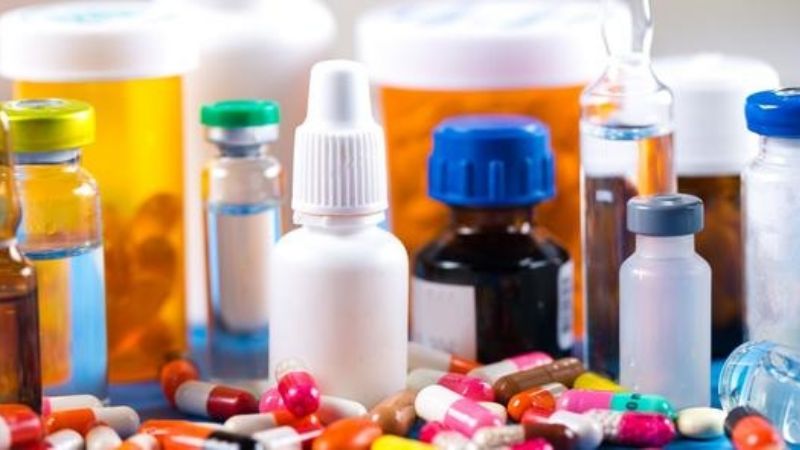 Prohíben la venta de varios productos médicos