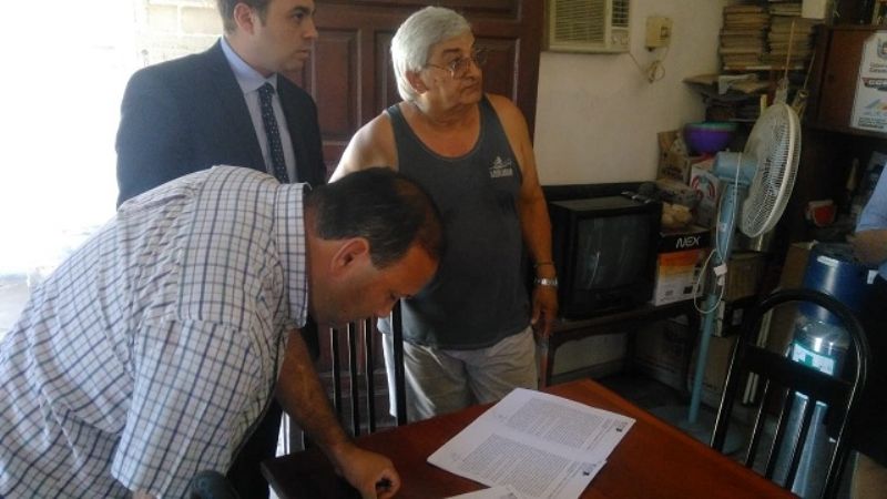 Entregaron la primera Fuente Alternativa de Energía, a usuario electrodependiente