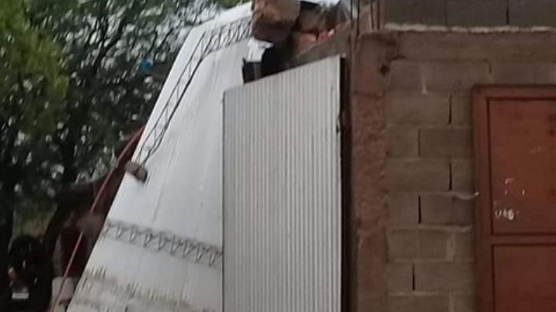 Fuerte temporal en Lucio V. Mansilla