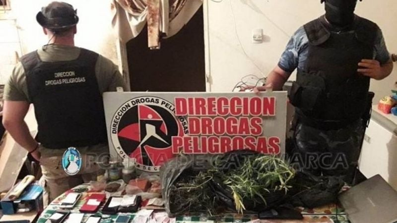 Desbaratan kioskos de venta de droga en Valle Viejo