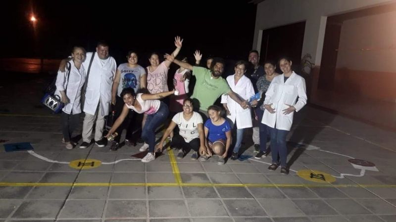 Pintaron juegos en patio didáctico de la Escuela N°197