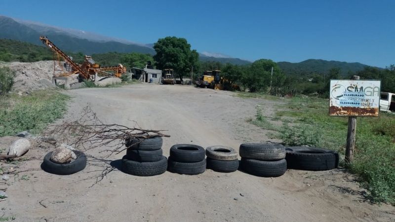 Dirigente radical obstruye importante obra  vial