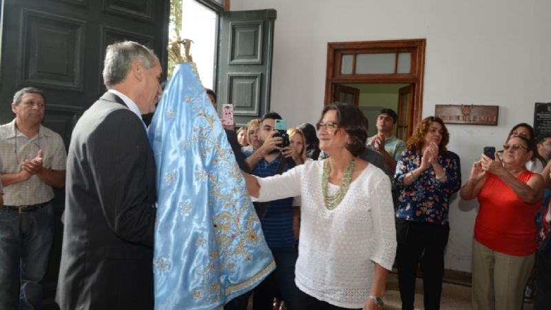 En Casa de Gobierno le tributaron honores a la Madre del Valle