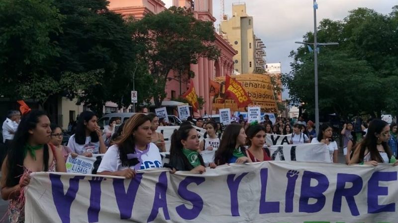 Manifestación contra la violencia hacia las mujeres