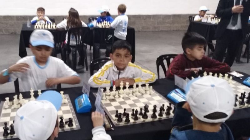 Niños de UTHGRA Catamarca en Encuentro de Ajedrez