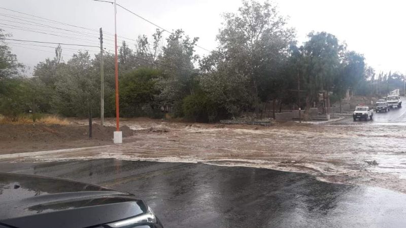 Despejan caminos en Santa María afectados por la lluvia
