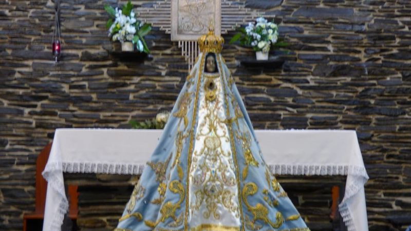 Por primera vez, el cambio de manto fue en el Monasterio de las Dominicas