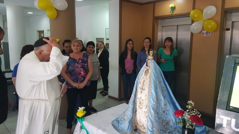 La Virgen cierra sus visitas