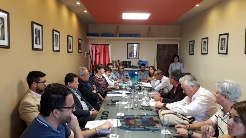 Reunión para que el Consejo Político, Económico y Social de Catamarca sea ley
