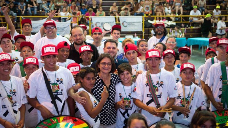 Lucía acompañó el Primer Encuentro de Murgas, Batucadas y Comparsas