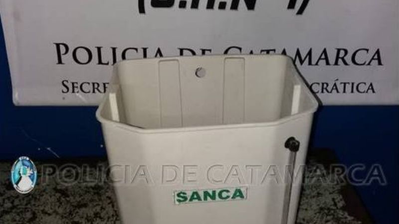 Quiso robar un termo, escapó y lo atraparon