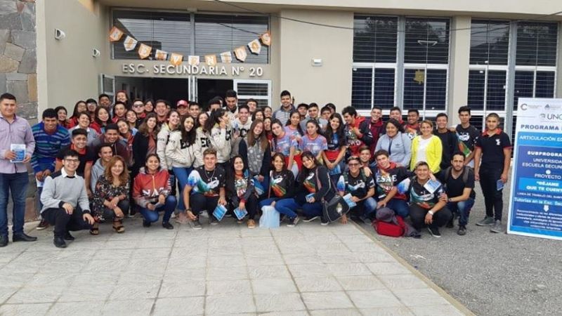 Apoyo escolar gratuito para estudiantes secundarios