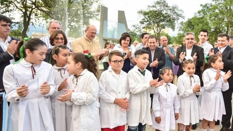 "Esta es una obra más que queda  para todos los catamarqueños"