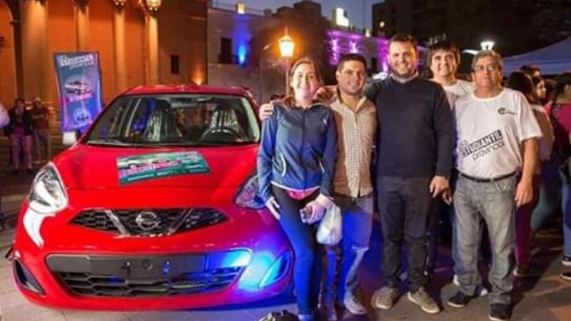 Gran Rifa Estudiantil en El Alto