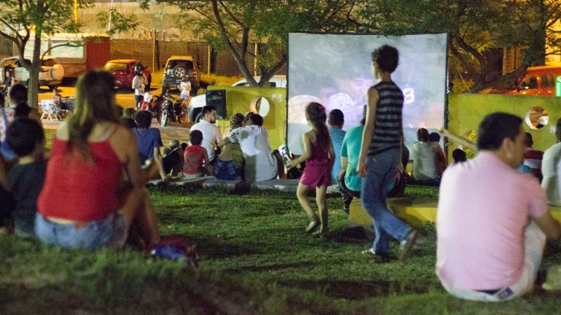 Volvieron las funciones gratuitas de cine en el Parque de los Niños