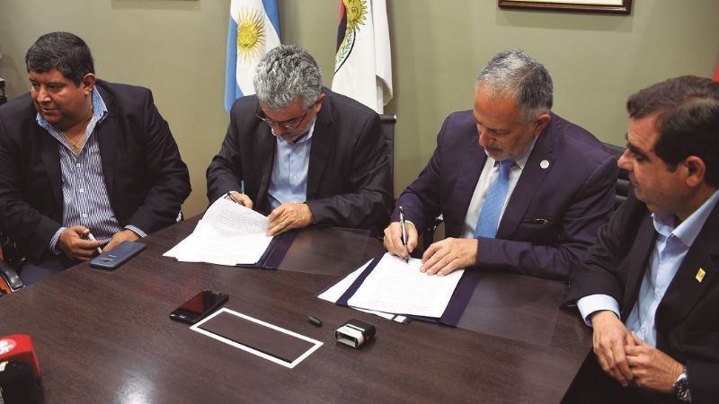 Empleados legislativos podrán cumplir tareas en Educación