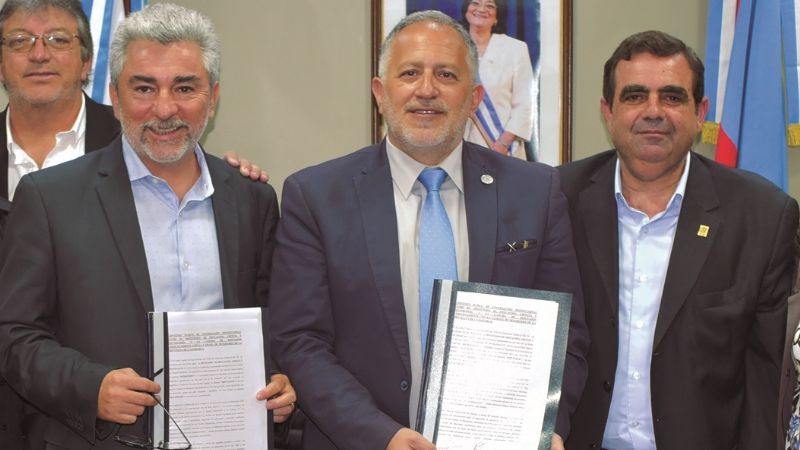 Empleados legislativos podrán cumplir tareas en Educación