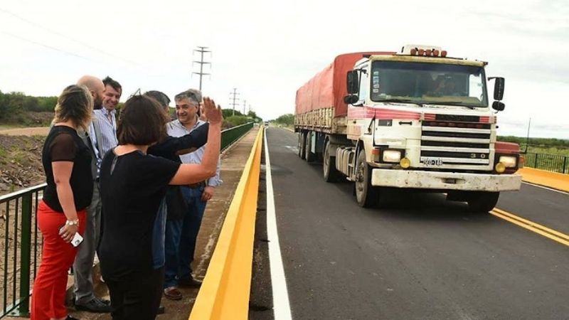 Ya está habilitado el puente sobre el Río Santa Cruz, en Ruta N°33
