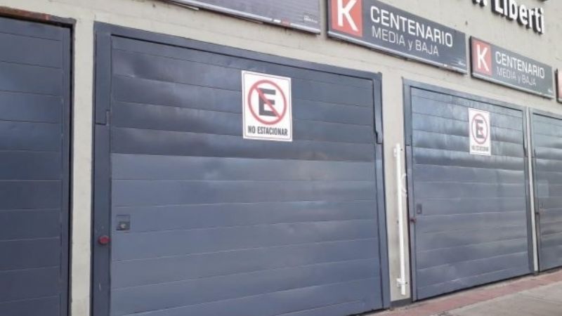 Hinchas de Boca pintaron las paredes del Monumental