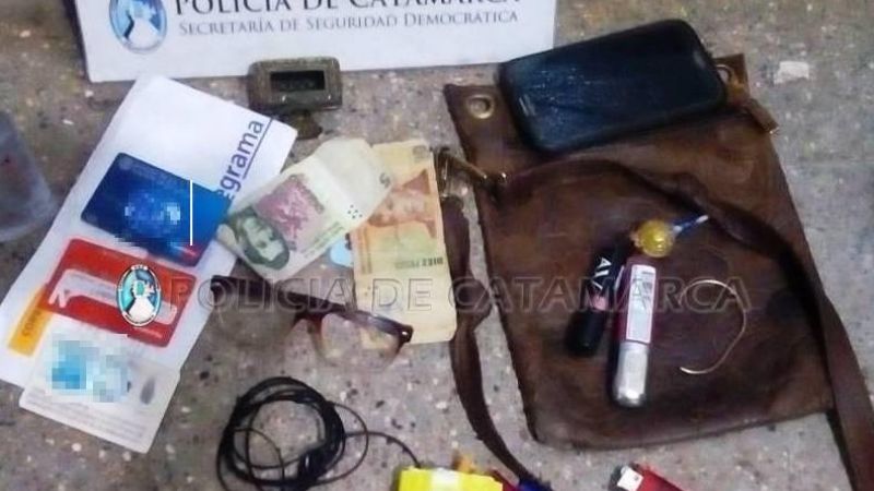 Detienen a arrebatador y recuperan lo robado