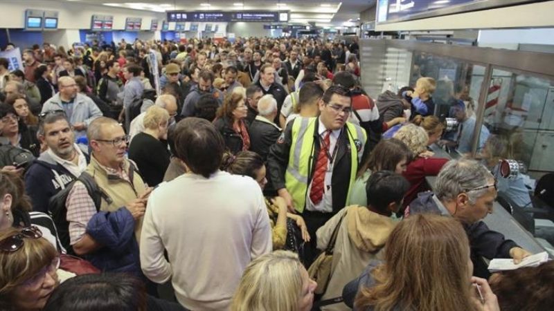 Aeronáuticos finalizaron asambleas y 57 vuelos fueron cancelados