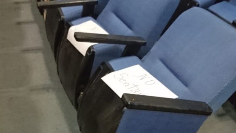 Deterioro del Cine Teatro del Bicentenario de Recreo