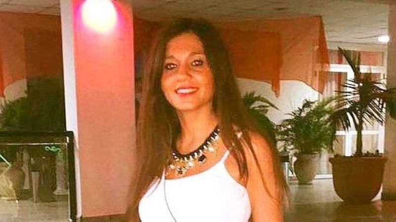 Revuelo por los reiterados pedidos de licencias de la hija de Jalile